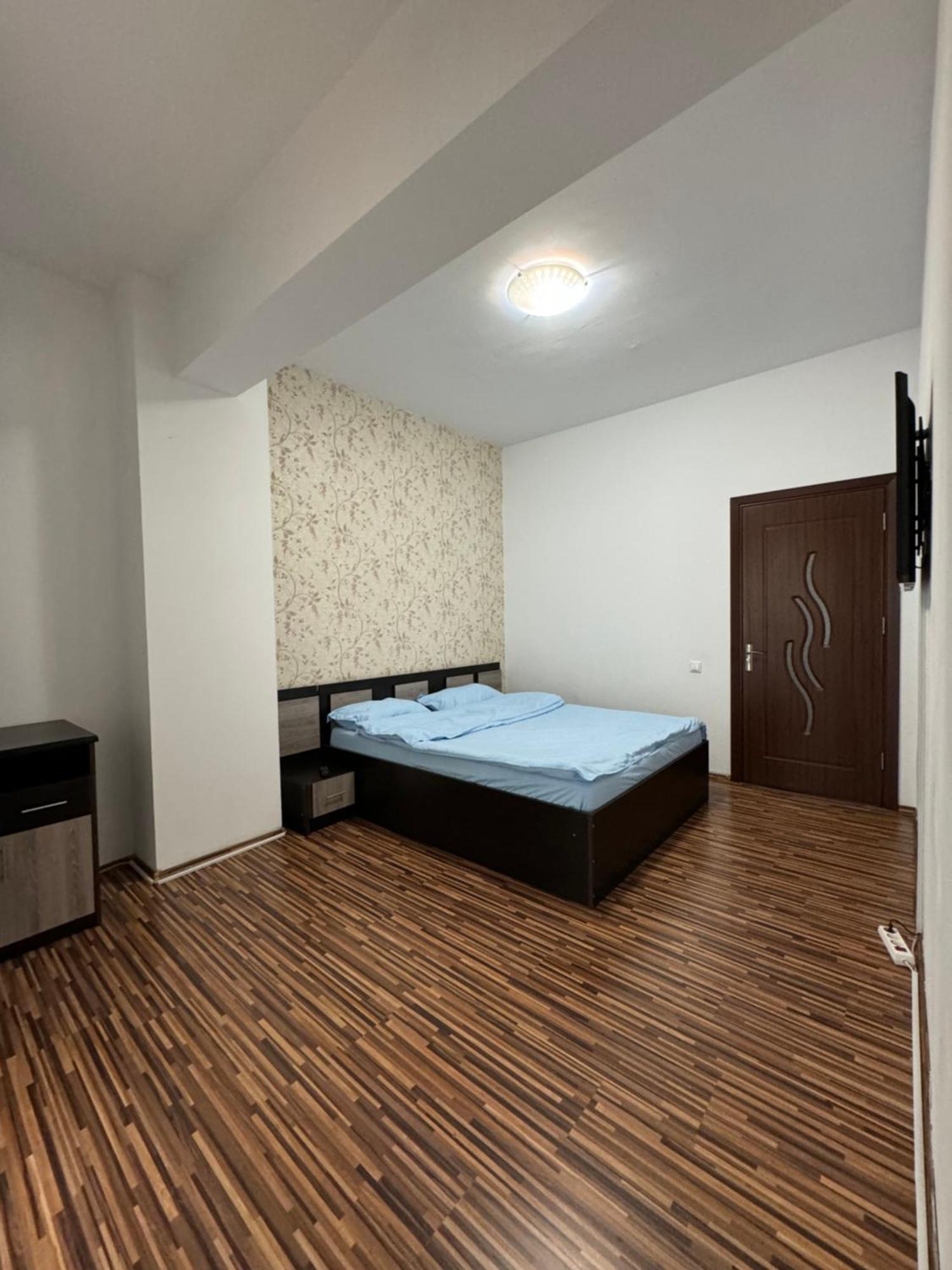 Rim1 Apartment Pitesti Ngoại thất bức ảnh